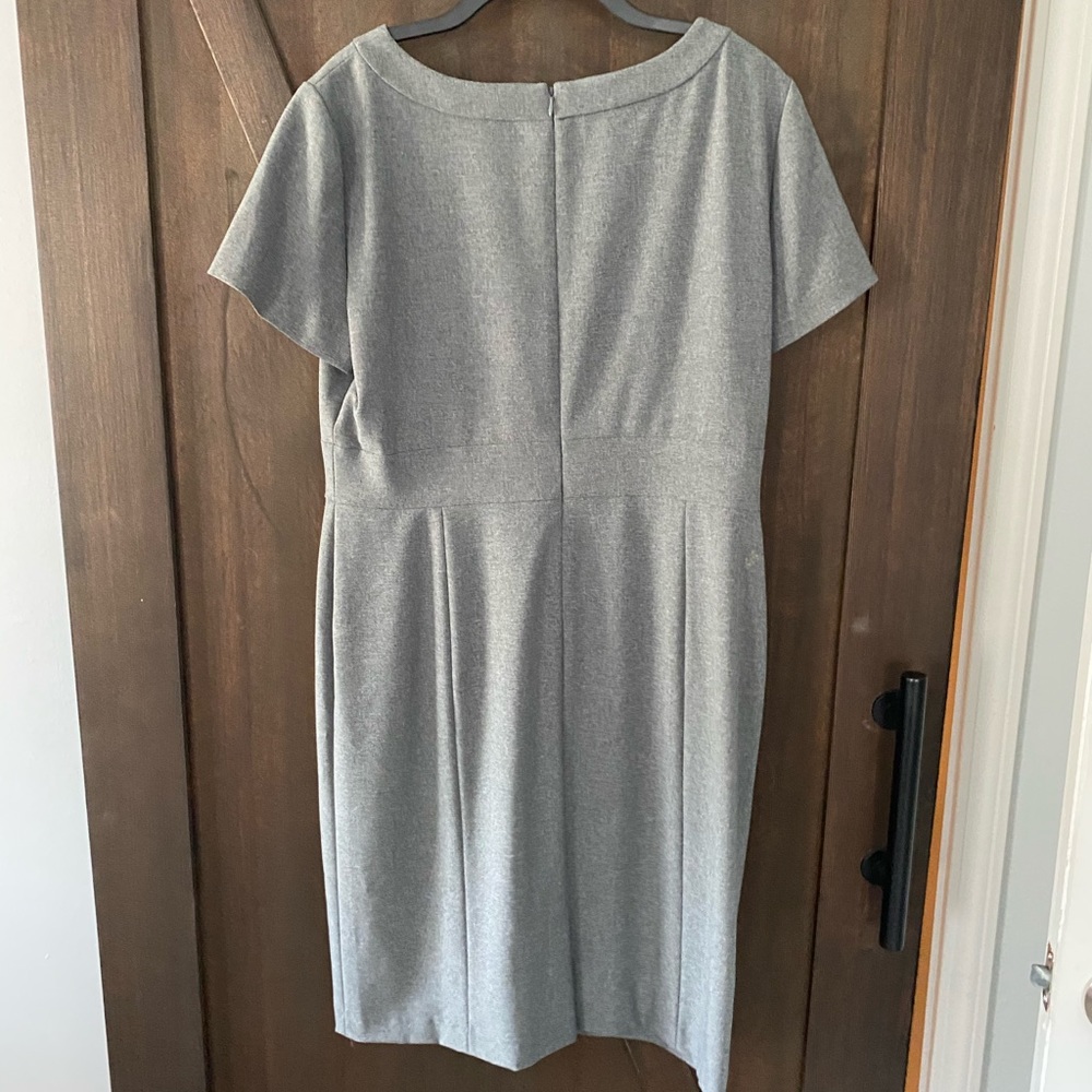Dress - Picture 2 of 2